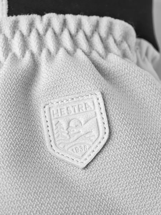 Hærens læderpatruljekvinde