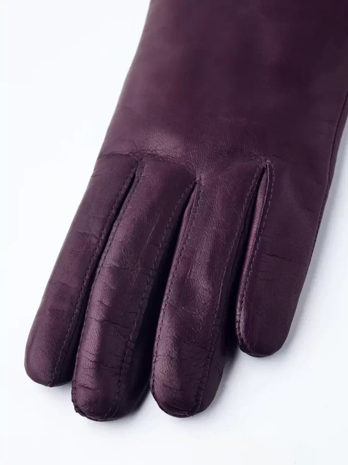 Hestra Elisabeth Mørk Blomme