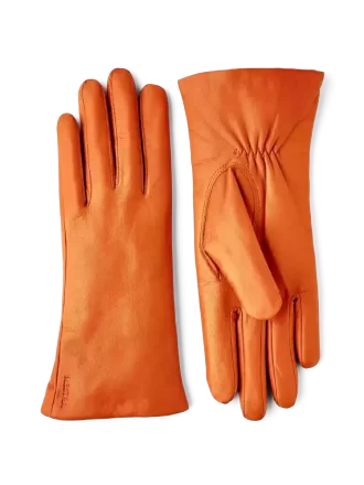 Hestra Elisabeth Teglrød