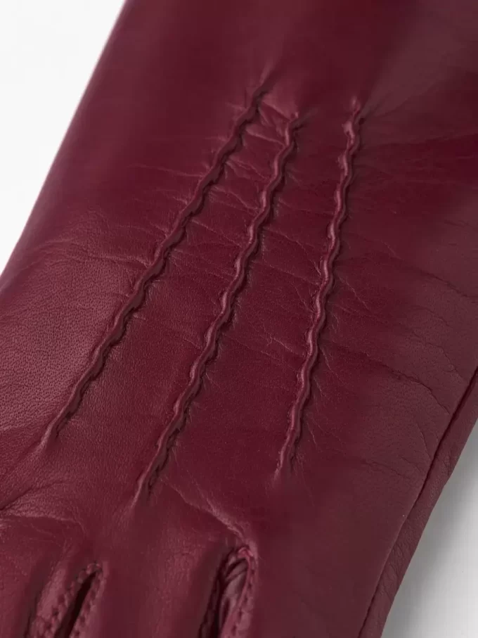 Hestra Isabel Mørkerød