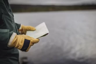 Hestra Njord Navy & naturlig brun