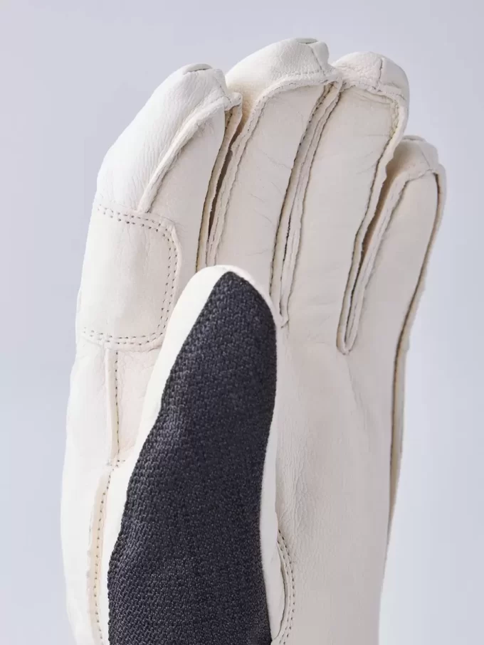 Hestra Tarfala Trækul