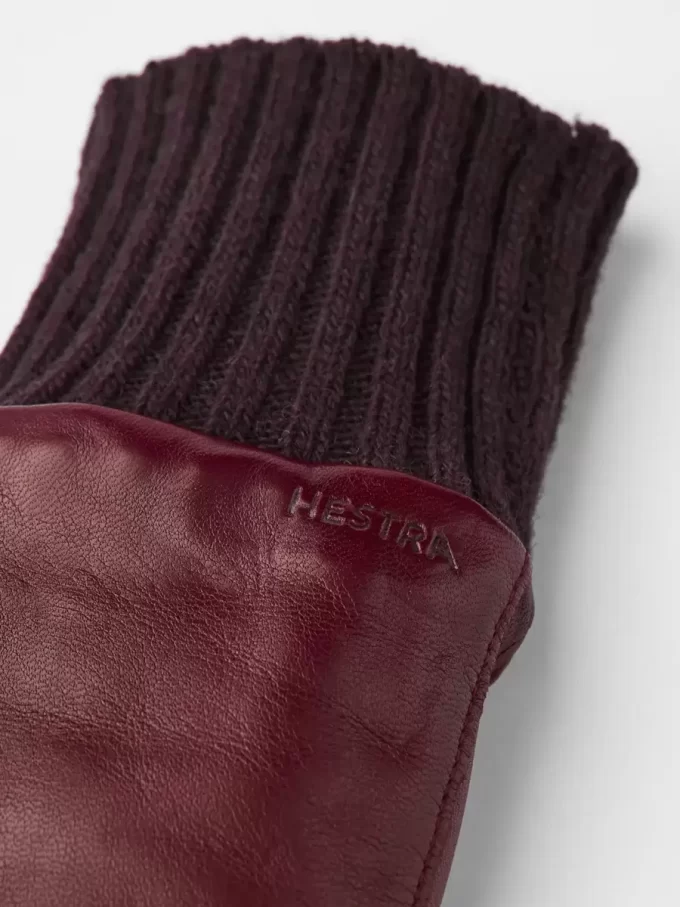 Hestra Tina Mørkerød Hestra Tina Mørkerød